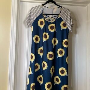 Blue and Yellow Midi Dress with Short Sleeve